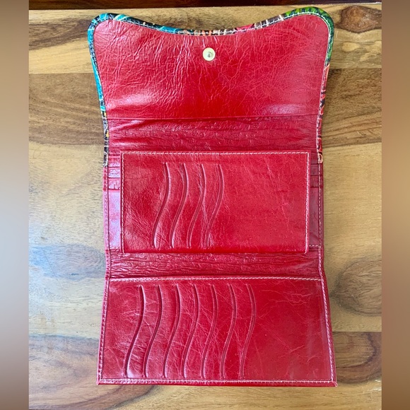Rare Kane Milenium Red Leather Tri-Fold Wallet - Picture 5 of 6